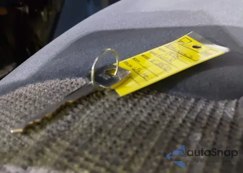 1995 Ford Econoline E350 Super Duty z USA, uszkodzony, nr VIN 1FBJS31H4SHB39528